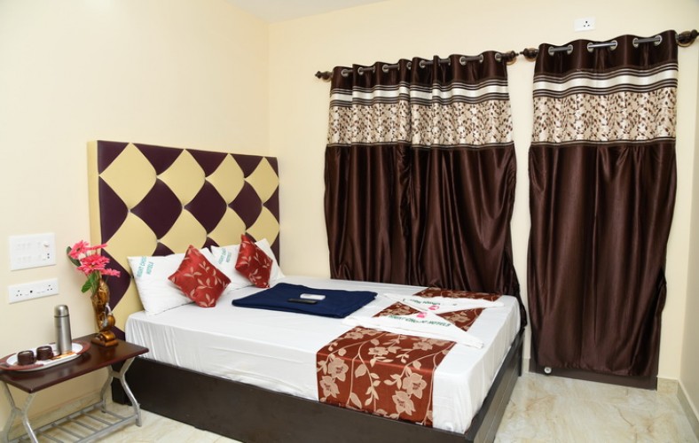 Right choice Hotel Double bed room